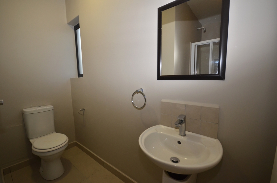 1 Bedroom Property for Sale in Nahoon Valley Park Eastern Cape